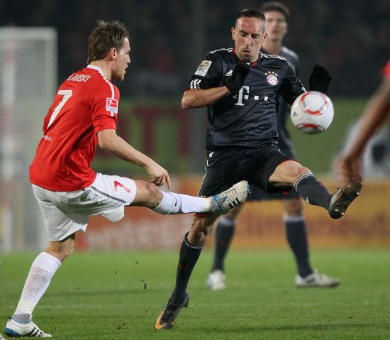 稳居东部强 稳居东部强